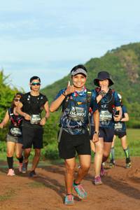 BIB: 997, 0425
                            <button type="button" onclick="openModal(5110925)" class="btn btn-primary btn-sm float-right btn-popup" data-toggle="modal" data-target=".modal-high-quality">
                        <i class="fas fa-shopping-cart"></i> Add to Cart
                    </button>
                                            <button type="button" onclick="isThisMe(5110925, true)" class="btn btn-success btn-sm float-right btn-popup btn-isme hidden" data-toggle="tooltip" data-placement="bottom" title="นี่คือรูปของคุณใช่ไหม คลิกที่นี่เพื่อเอาเข้าอัลบั้ม">
                        <i class="fas fa-plus"></i> Add to album
                    </button>
                    <button type="button" onclick="isThisMe(5110925, false)" class="btn btn-warning btn-sm float-right btn-popup btn-isnotme hidden">
                        <i class="fas fa-ban"></i> Remove from album
                    </button>